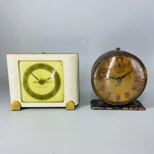 Vintage Clocks Westclox & Salute Mid Century Time Pieces Decor